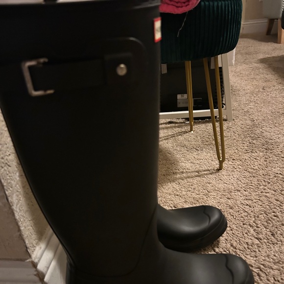 Hunter Tall Matte Black Waterproof Rain Boots - Picture 2 of 6